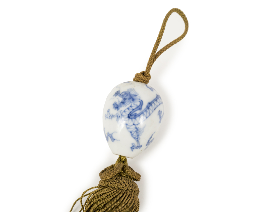 2025-1404. POIDS KAKEMONOS DRAGONS 4